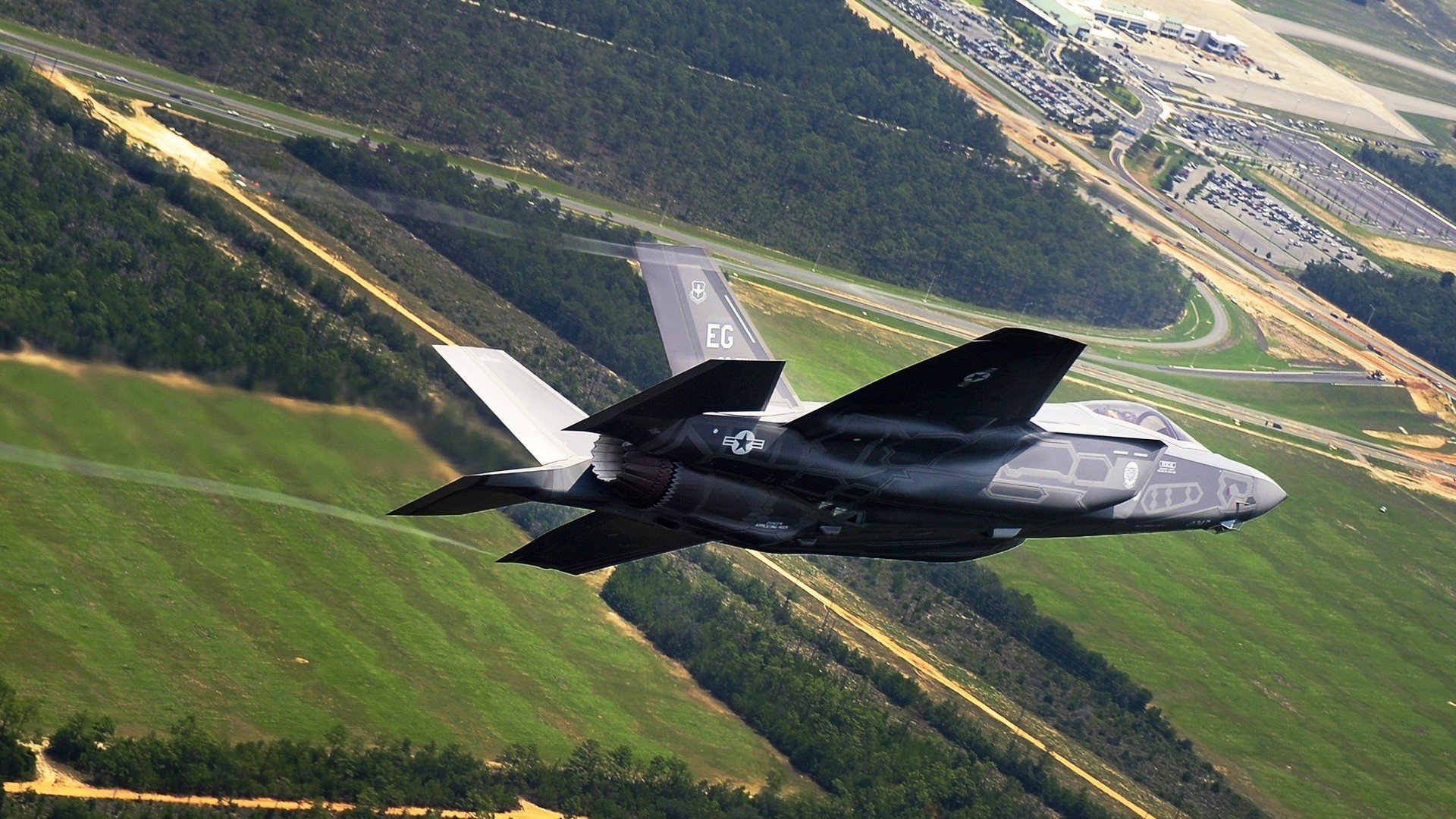 fb体育-云南男篮客场大胜，迅速攀升积分榜，云南男子篮球队