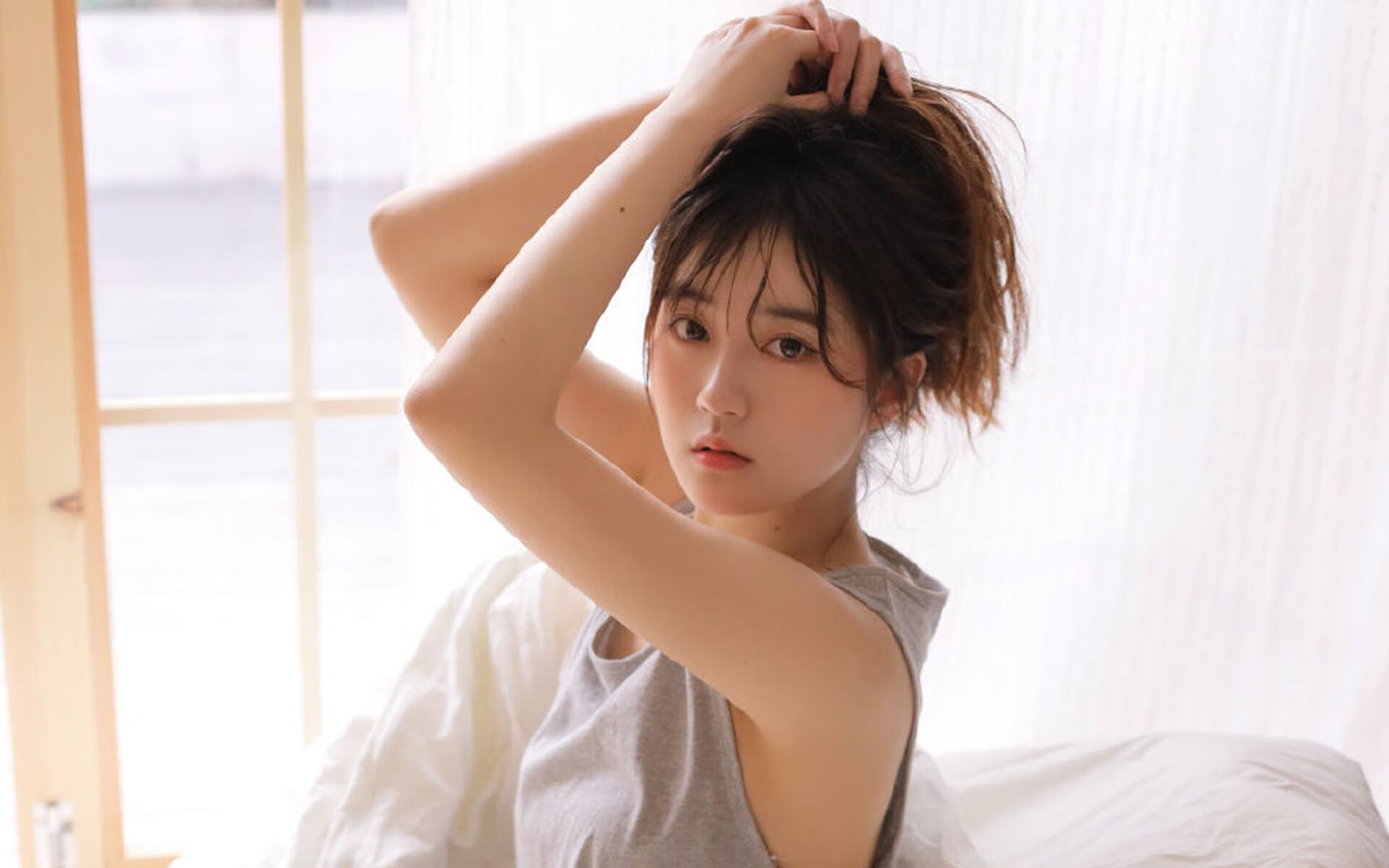 fb体育首页-马德里德比激战，皇马逆转拜仁夺胜，马德里竞技vs皇家贝蒂斯比分